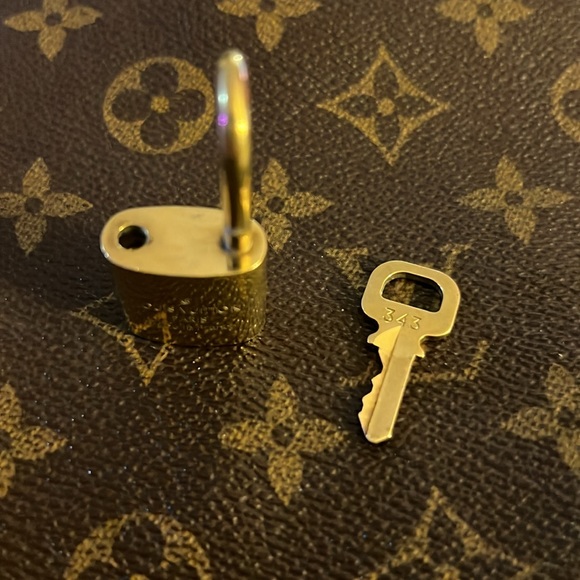 No 343 LV Padlock set with one key - Picture 6 of 9